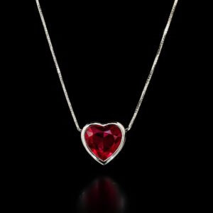 Collier rubino cuore